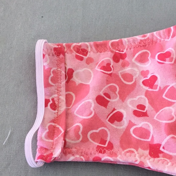 Face Mask Hearts Pink 2 Layer Fitted - Picture 8 of 8